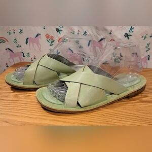 Free People Del Mar Green Leather Casual Summer Neutral Boho Sandal Shoe SZ 7